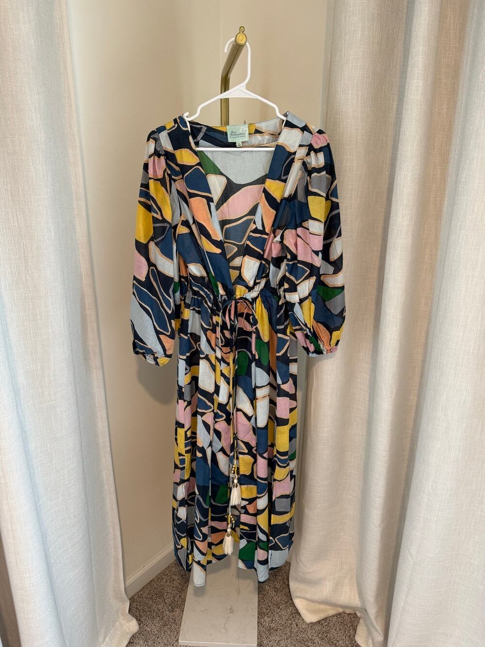 True Destinations Midi Dress Women's Small Multicolor Abstract Print V-Neck